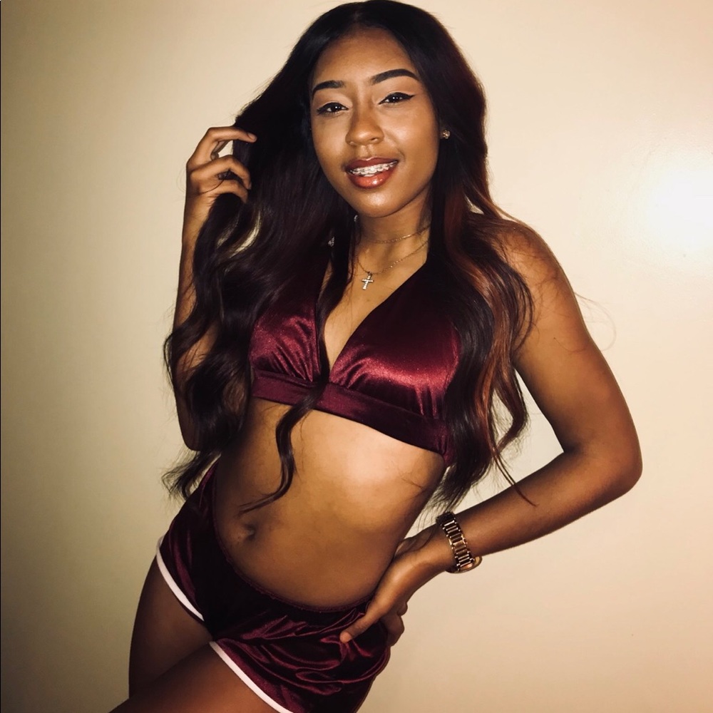 Two-piece satin burgundy comfy set